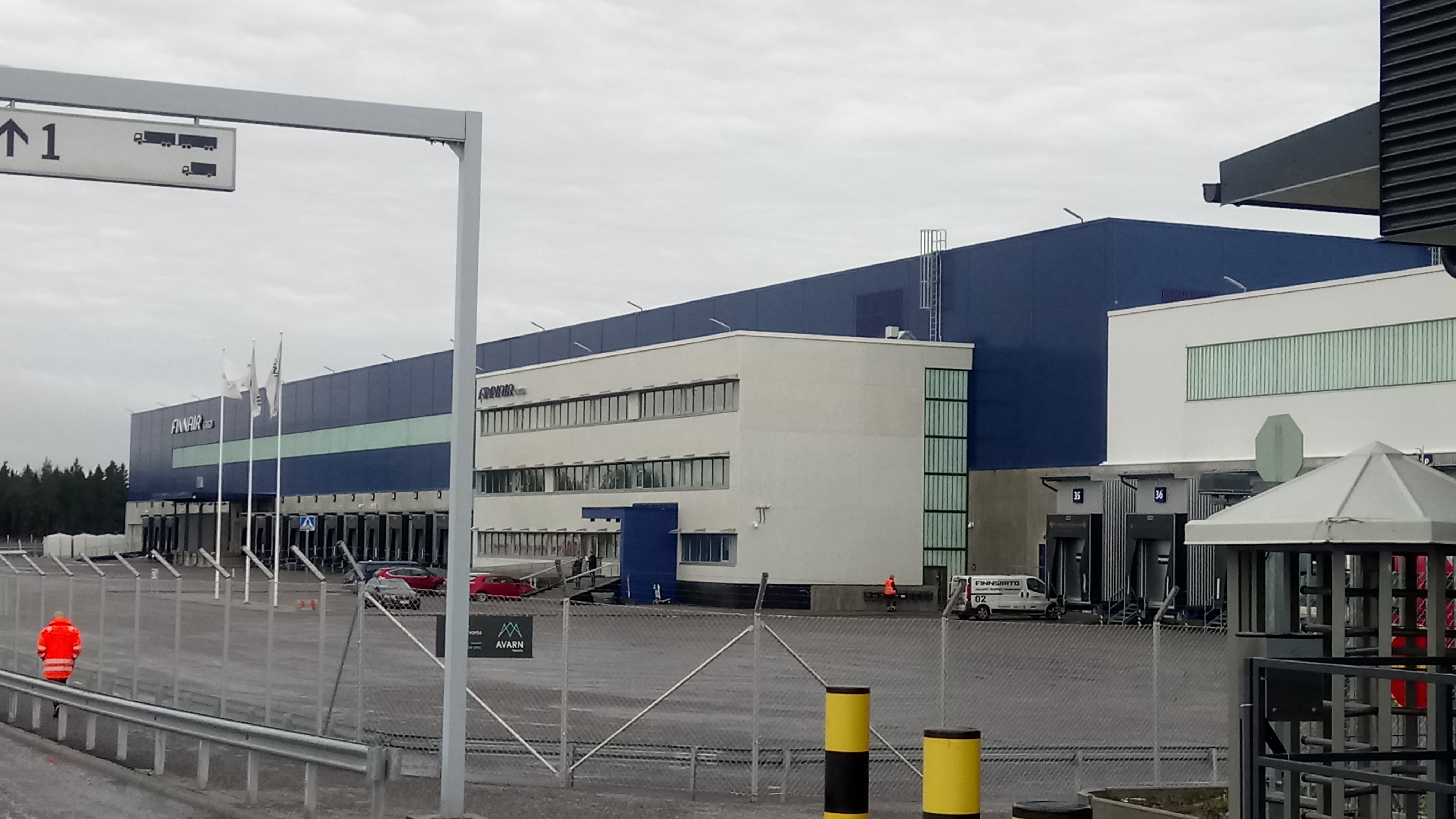 Visit to Finnair COOL Nordic cargo hub – Qstep